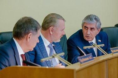 Депутаты приняли областной бюджет